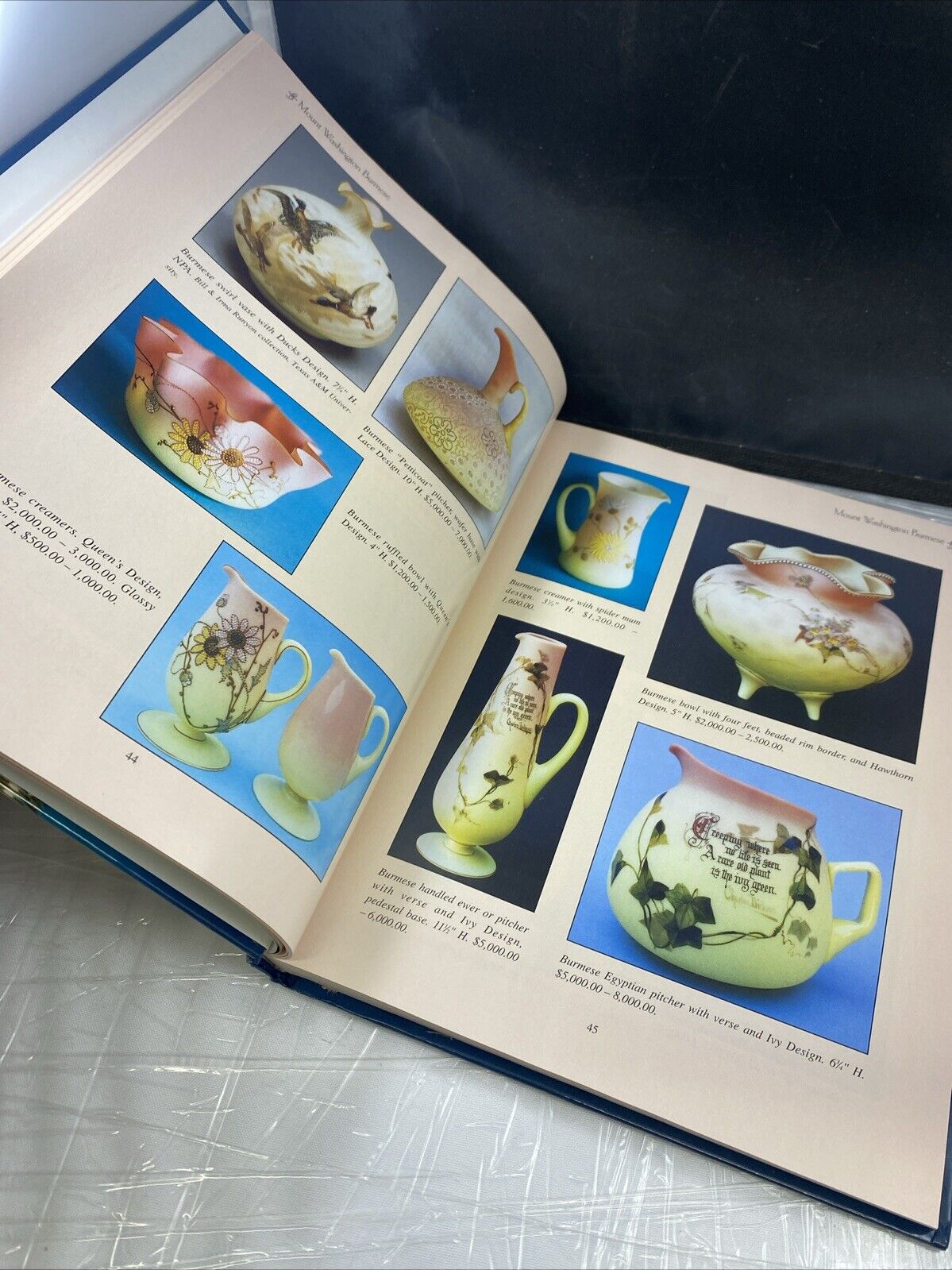 VINTAGE 2003 MT. WASHINGTON WEBB BURMESE ART GLASS BOOK + VALUES GUIDE BY SISK