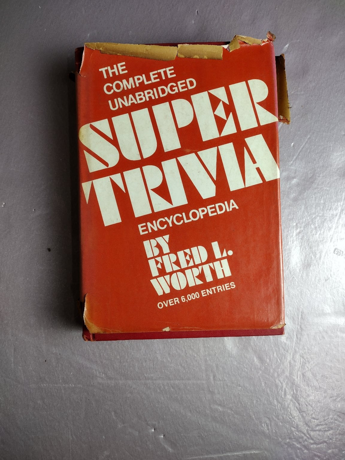 Super Trivia Encyclopedia Fred L. Worth 1977 Unabridged Reference Brooke House