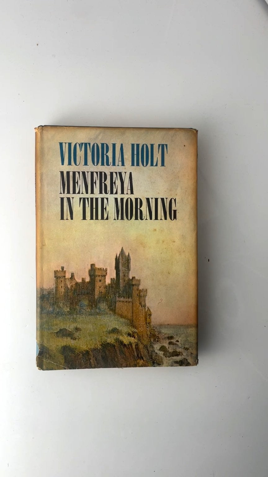 Menfreya in the Morning Victoria Holt 1966 Book Club Edition Gothic Romance
