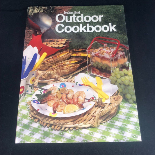 Southern Living Outdoor Cookbook, Oxmoor House, Hardcover Recipes Kitchen Cook