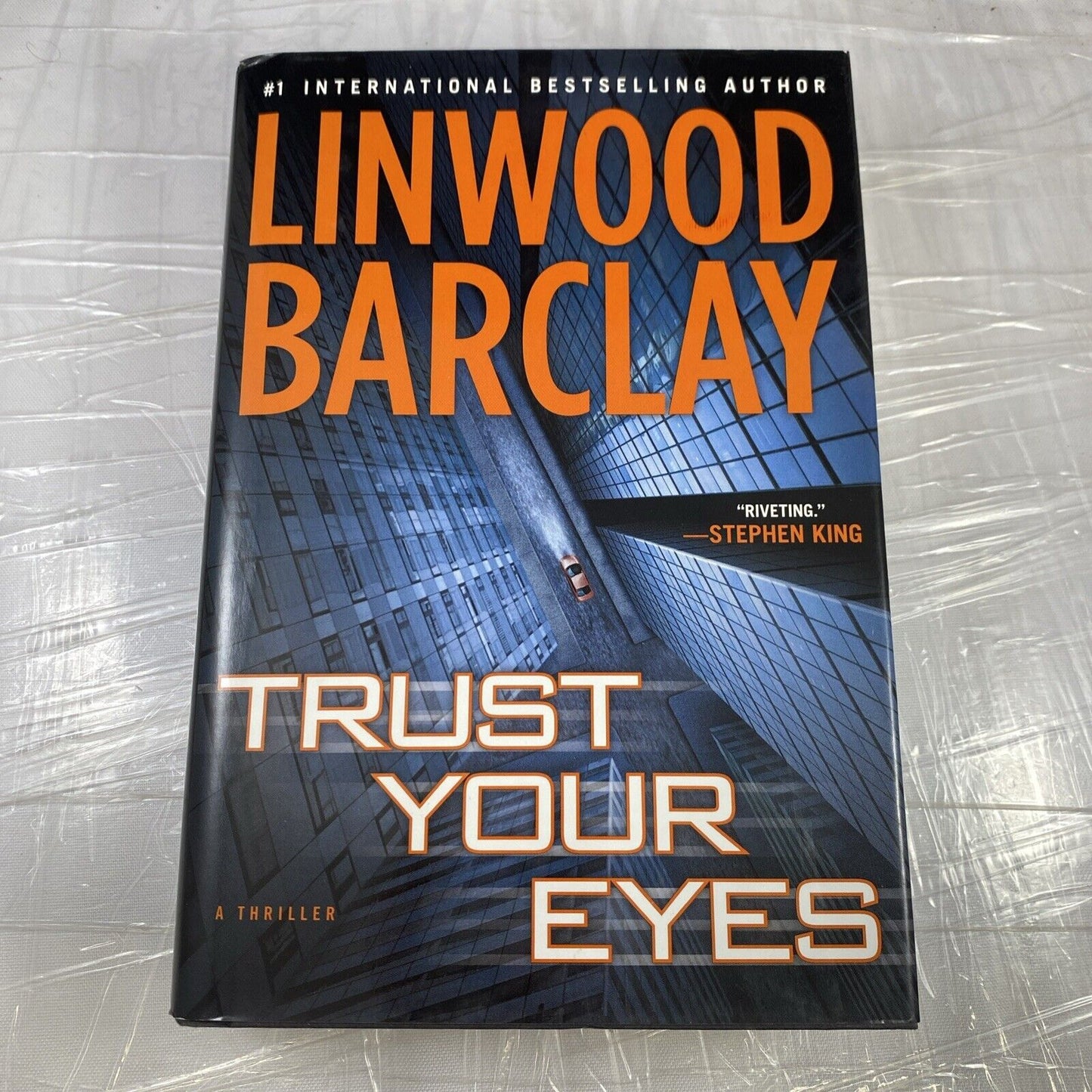 Trust Your Eyes Barclay, Linwood Hardcover Used - Very Good