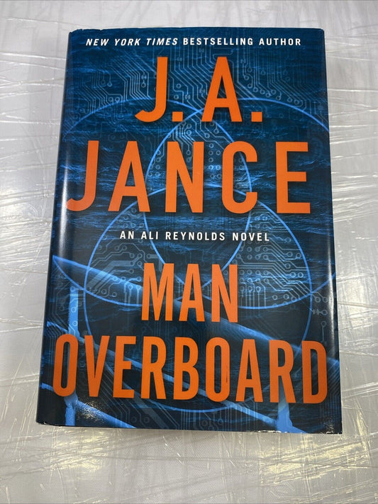 Man Overboard: An Ali Reynolds Novel (Ali Reynolds Series) - Hardcover VERY GOOD