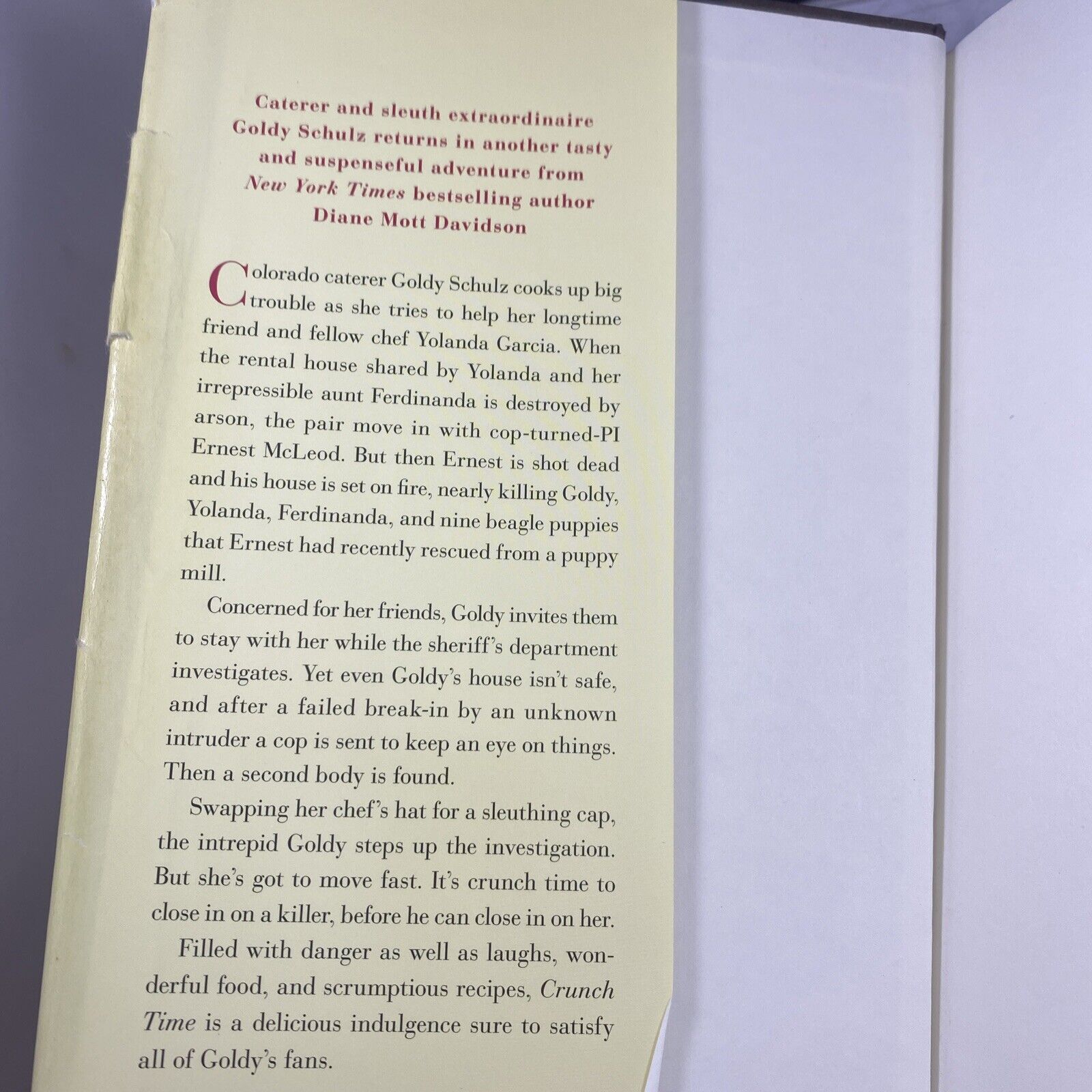 Goldy Schulz Culinary Mysteries Ser.: Crunch Time : A Novel of Suspense by Diane