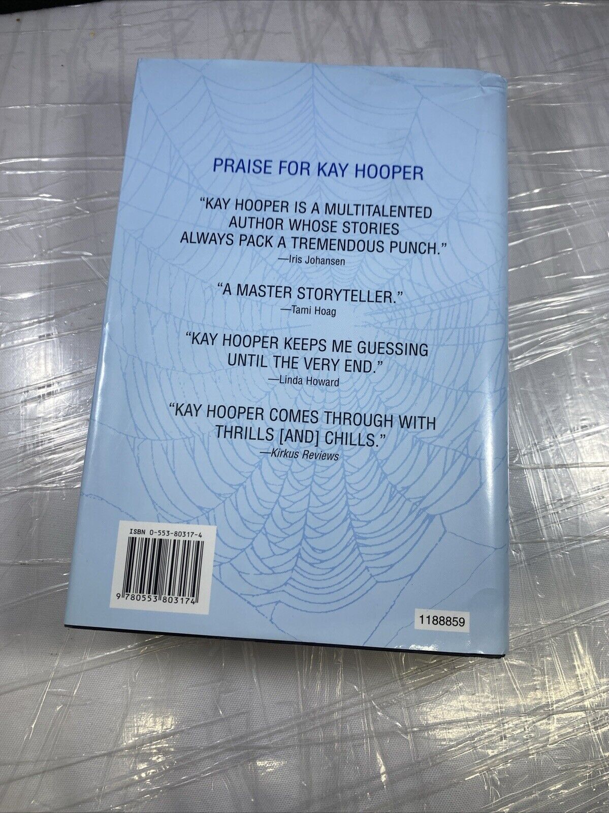 Chill of Fear - Hardcover By Hooper, Kay - VERY GOOD Book Club Ed