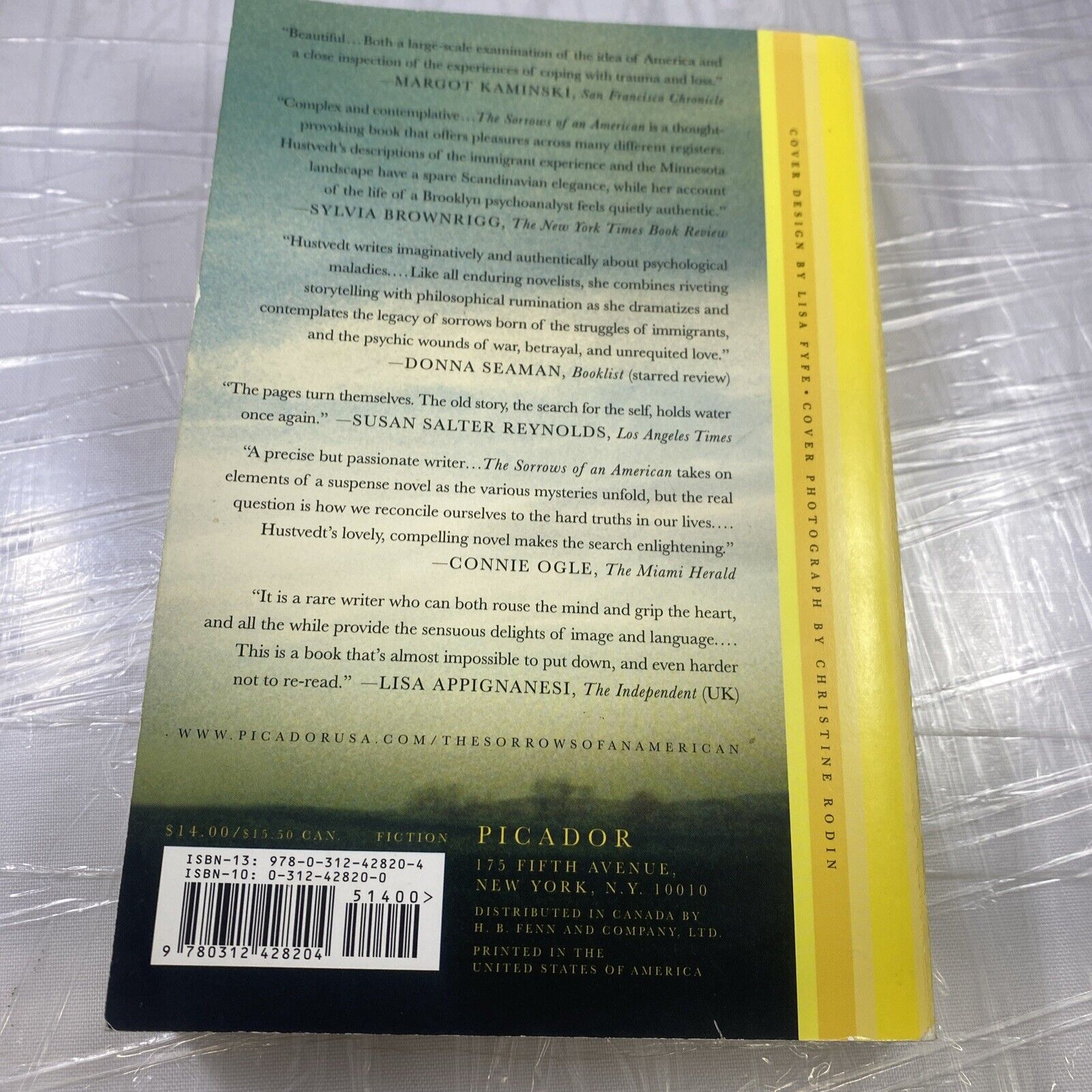 The Sorrows of an American: A Novel by Siri Hustvedt Good Paperback