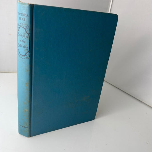 Vintage Romance Menfreya in the Morning Victoria Holt 1966 first ed