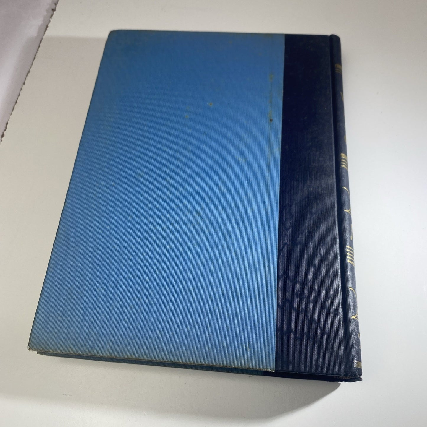 The Victor Book of the Opera, Hardcover, 1936, 10th Edition, Illustrated, Storie