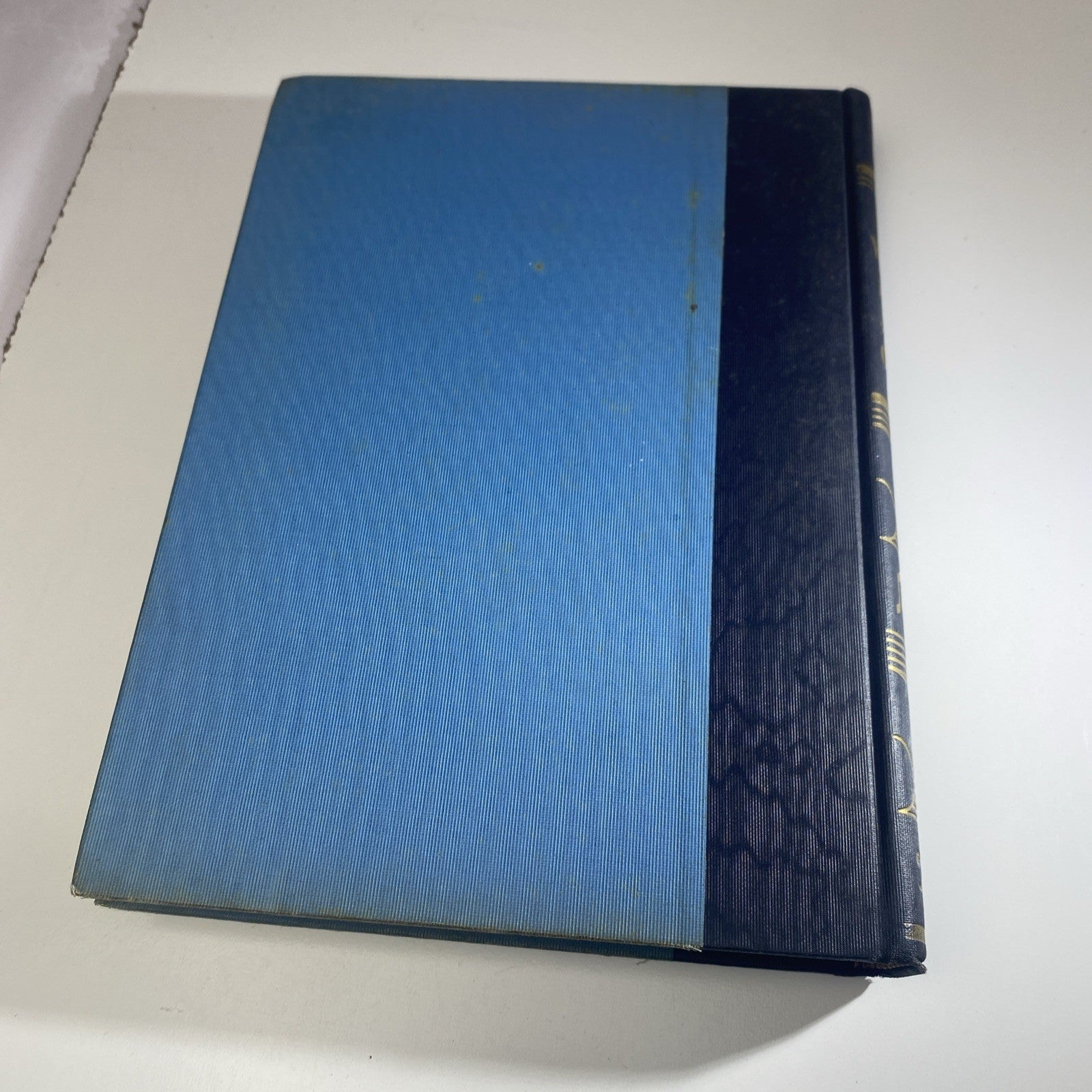The Victor Book of the Opera, Hardcover, 1936, 10th Edition, Illustrated, Storie