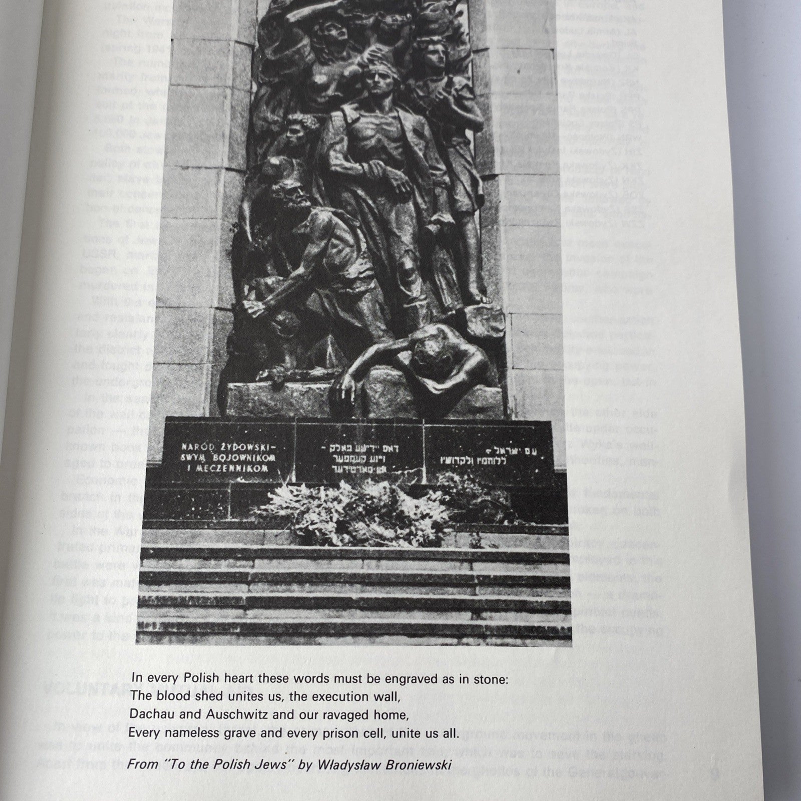 The Warsaw Ghetto/ Das Warschauer Ghetto: Polish Jewish History Illustrated Good