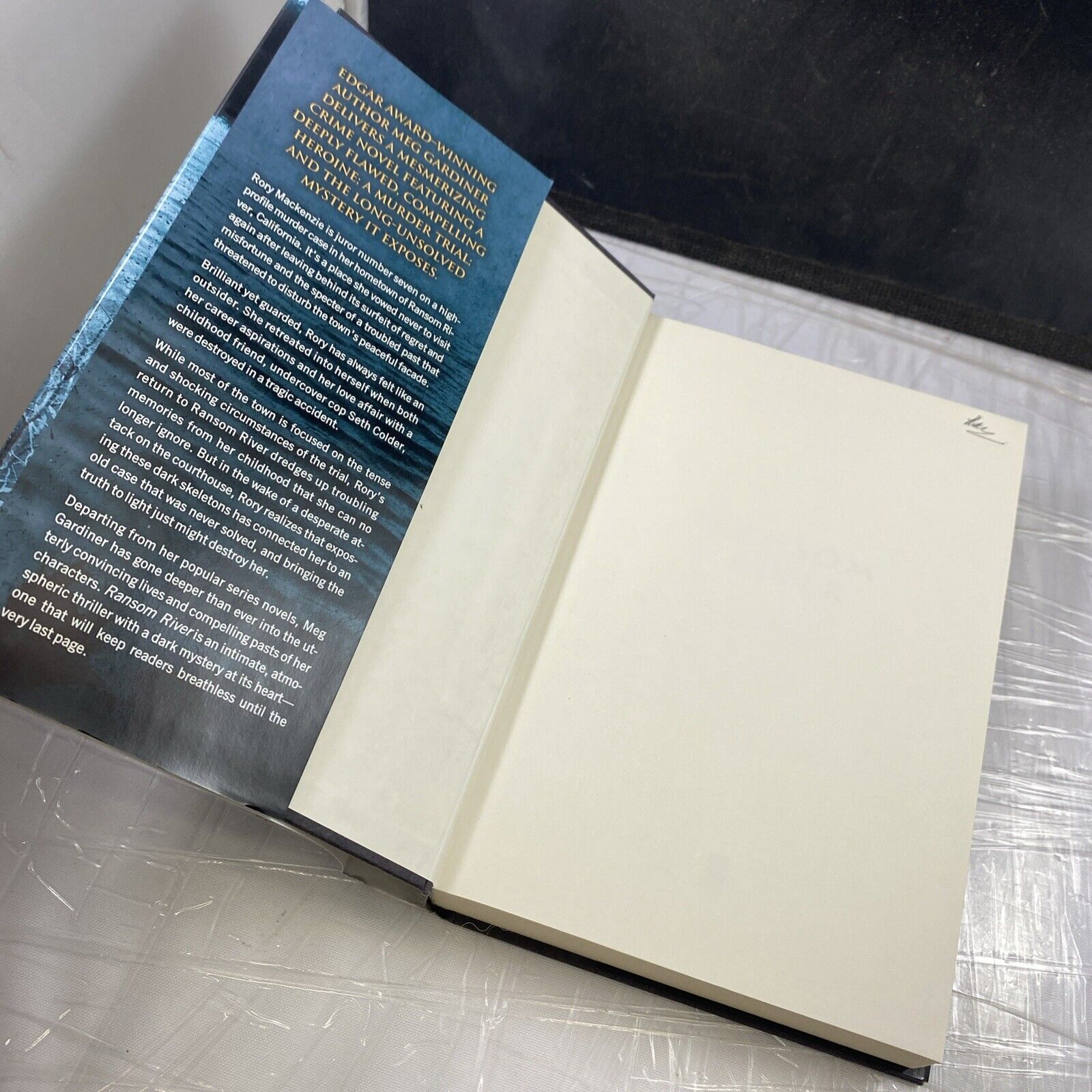 Ransom River Hardcover Meg Gardiner Dutton Book Club Edition Very Good Novel