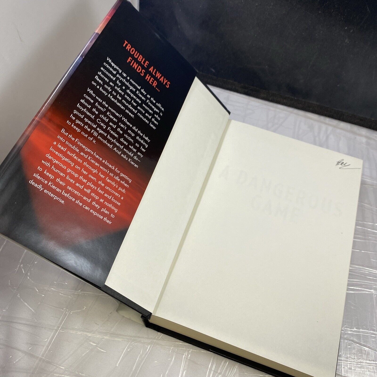 New York Confidential Ser.: A Dangerous Game by Heather Graham (2019 BCE Mira