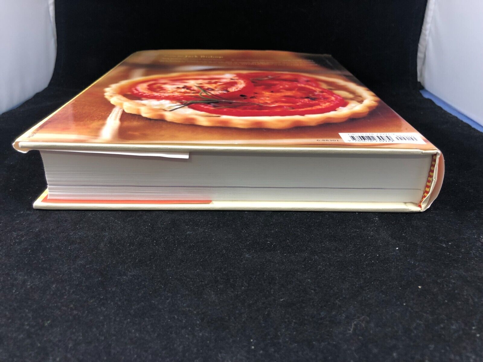 Year in a Vegetarian Kitchen: Easy Seasonal Dishes - Jack Bishop Hardcover w DJ