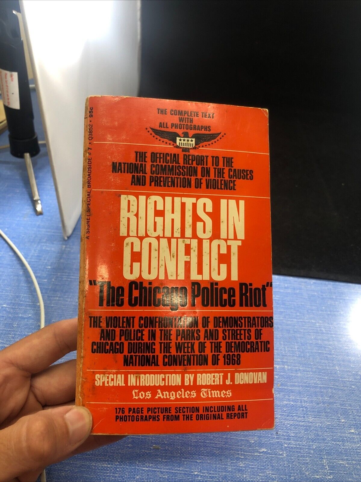 Vintage Paperback Rights In Conflict Chicago Police Riot 1968 1st Printing !!!!!