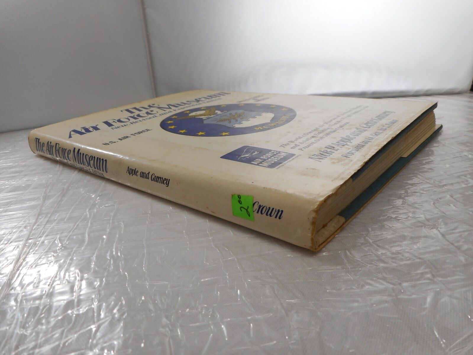 1978 The Air Force Museum 1978 edition by Nick Apple/ Gurney Good condition