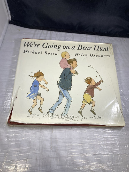 First US Edition  We re Going on a Bear Hunt  Michael Rosen, Helen Oxenbury 1989