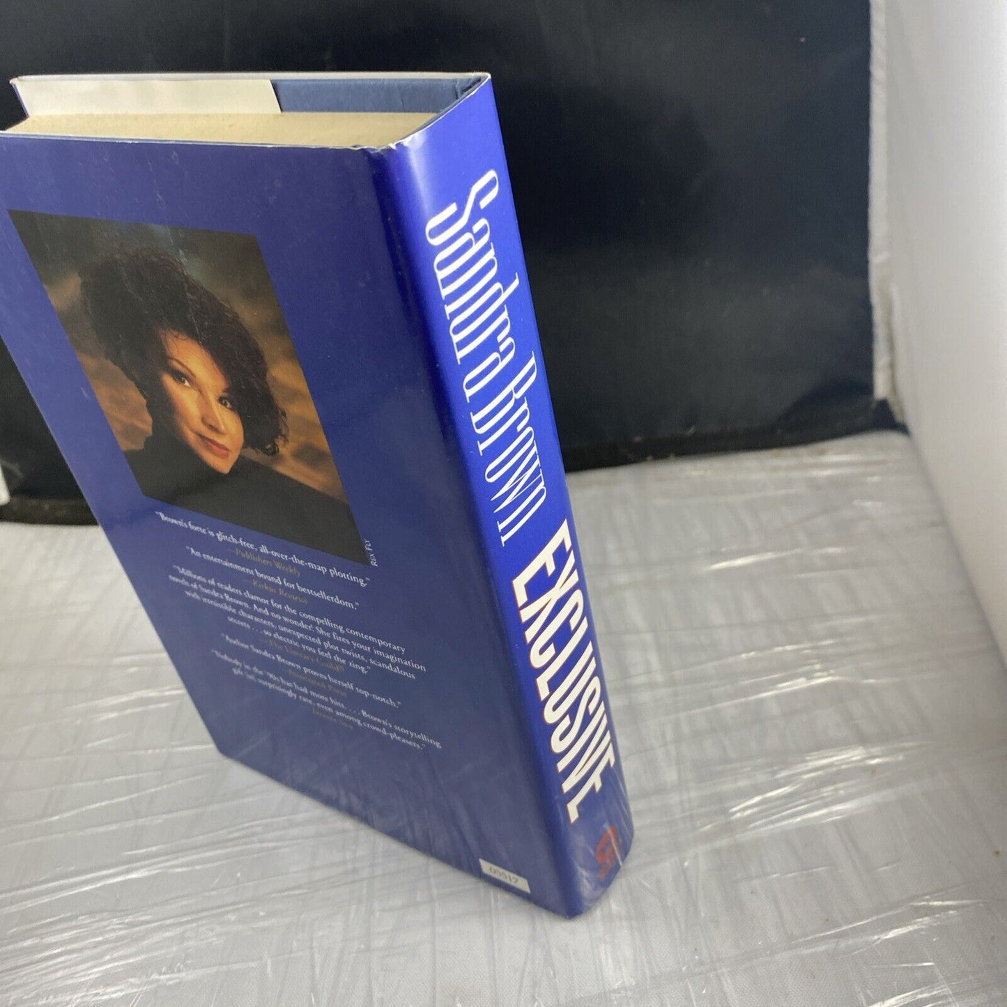 Exclusive - a novel by Sandra Brown Fiction Mystery Book Club Edition Very Good