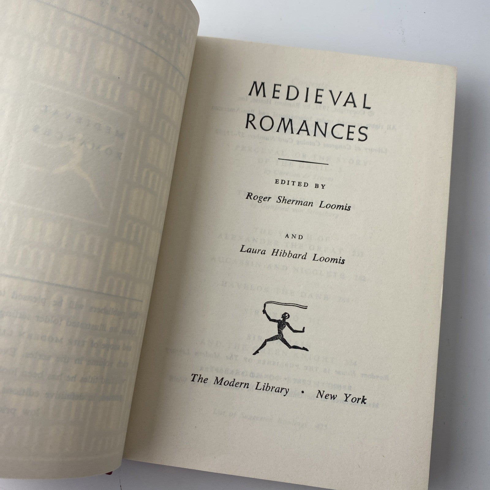 MEDIEVAL ROMANCES  Edited by Loomis and Loomis  The Modern Library  1957 HC/DJ