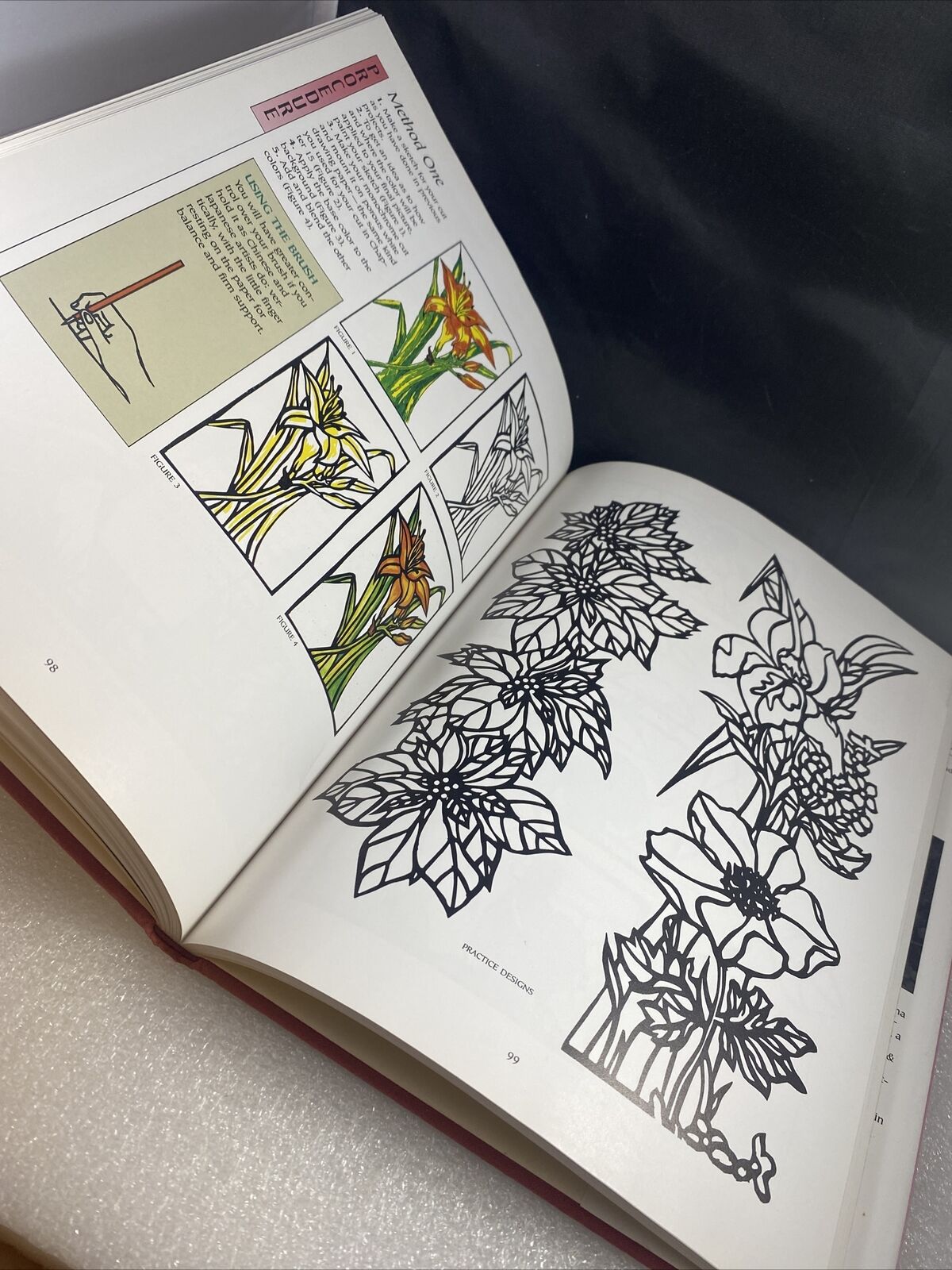 Cut-Art An Introduction to Chung-Hua and Kiri-E Christensen 1st Print Paper Art