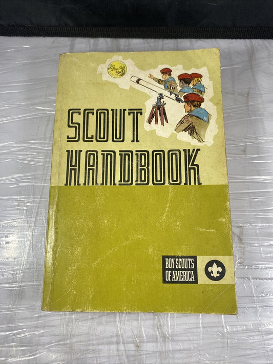 Vintage Boy Scout Handbook 1972 Eighth Edition First Printing Paperback