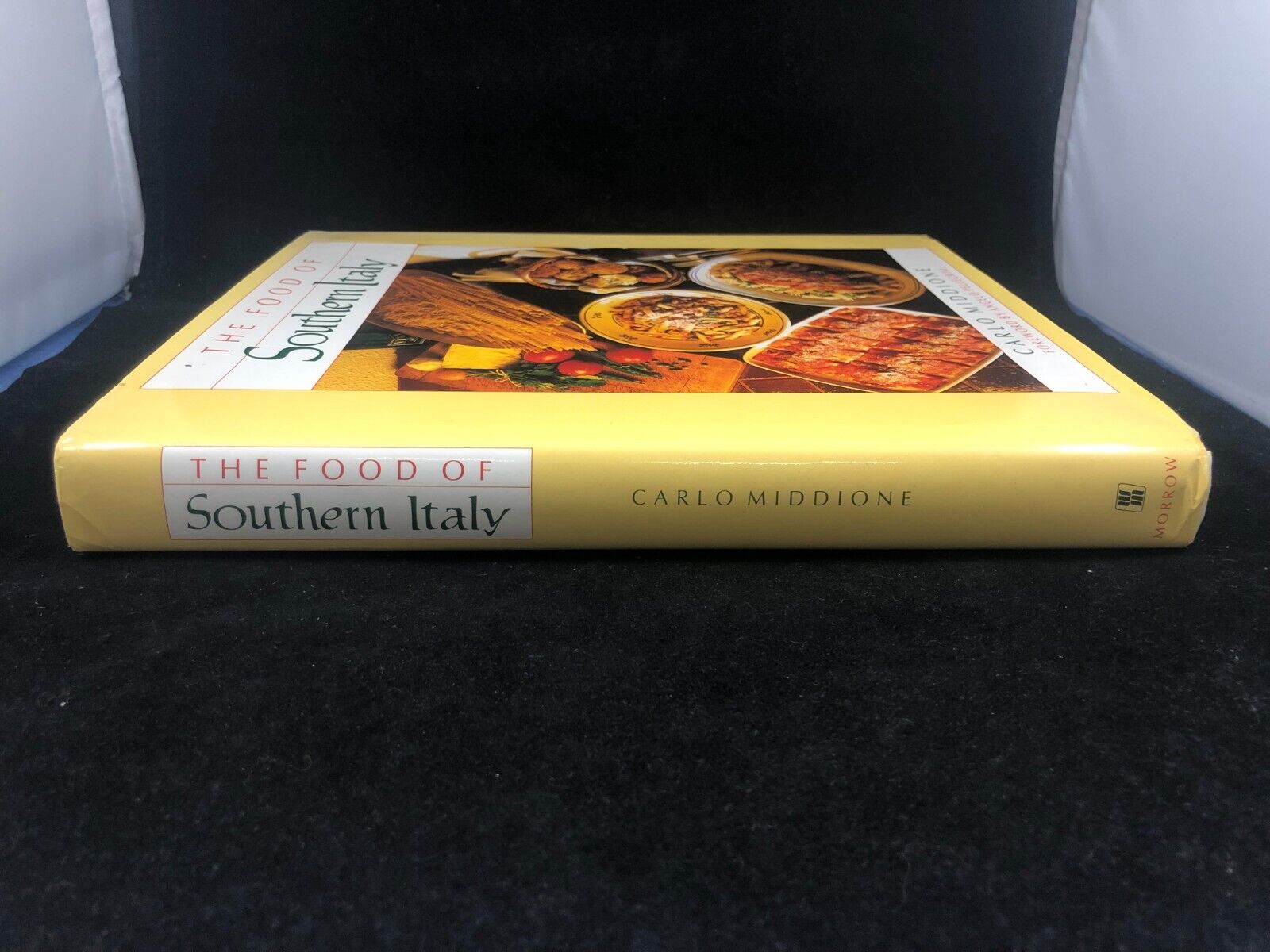 The Food of Southern Italy - Middione, Carlo - Hardcover - 1987 - Good