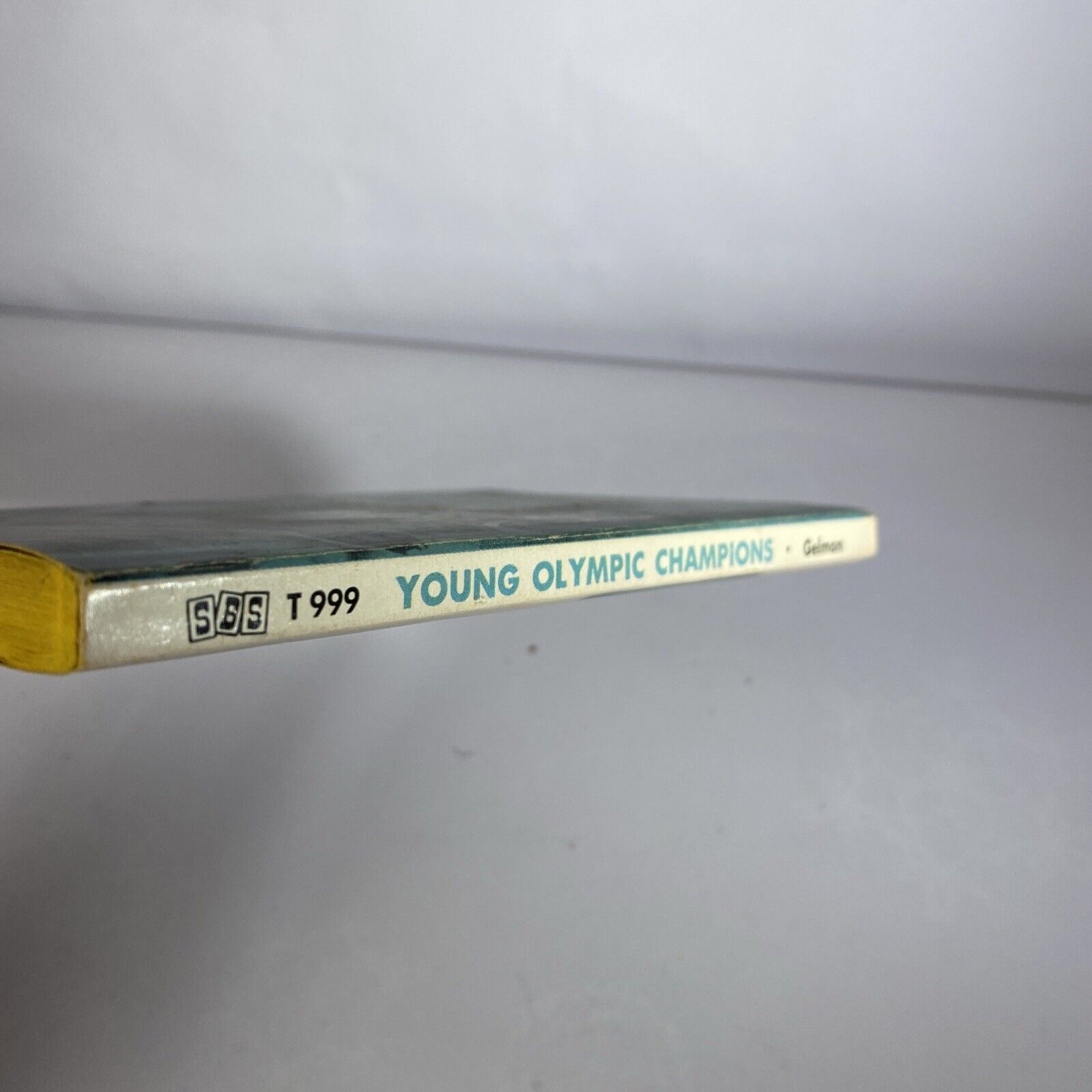 Young Olympic Champions-Steve Gelman -1968, Paperback-Scholastic Vintage Sports