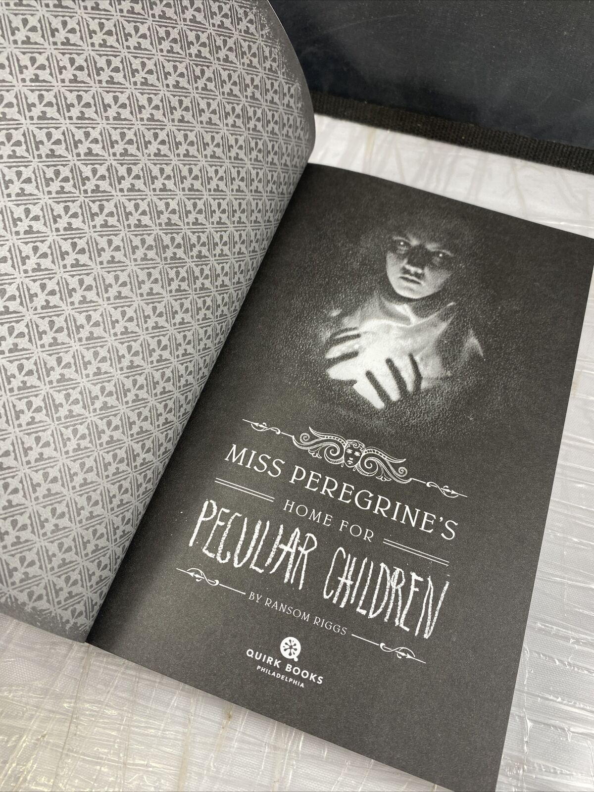 Miss Peregrine's Peculiar Children Ser.: Miss Peregrine's Home for Peculiar...