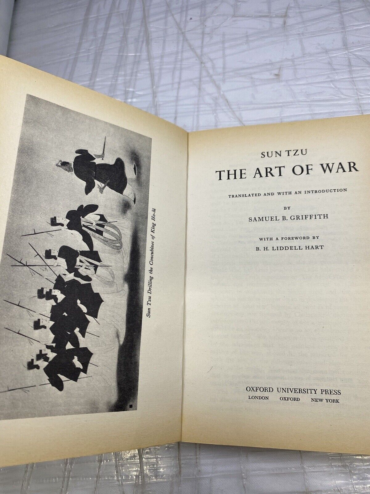 The Art of War - Sun Tzu- 1971 Trade paperback- Vintage 70s Ppb Classic