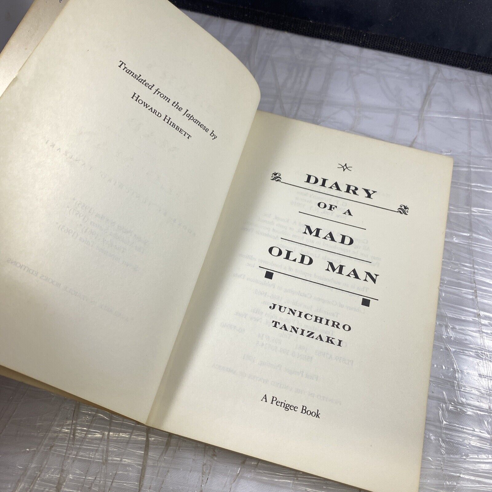 DIARY OF A MAD OLD MAN junichiro tanizaki PAPERBACK 1981 1st Perigree Memoir Bio