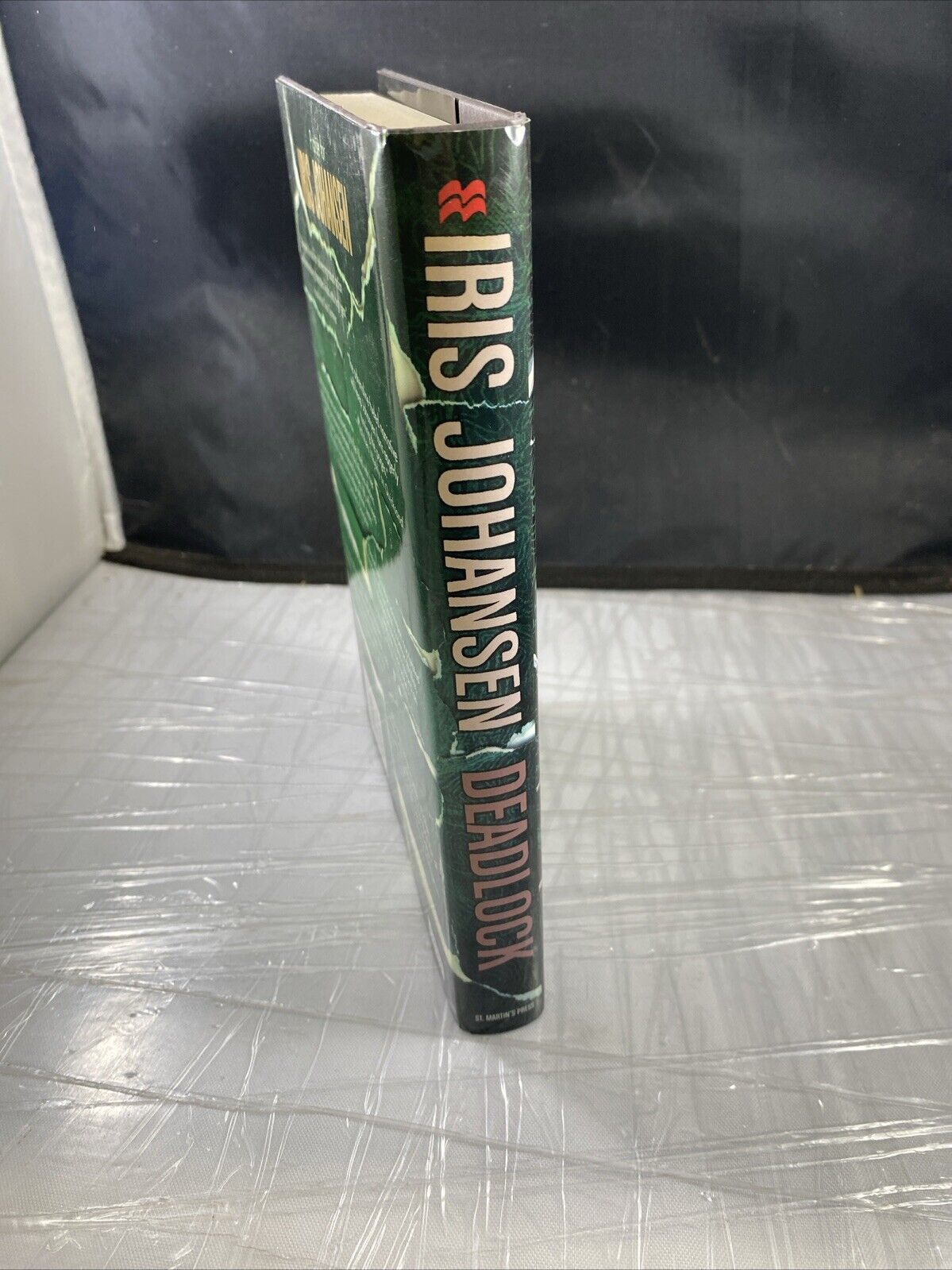 Deadlock - Hardcover By Johansen, Iris - VERY GOOD No Marks On Text BCE