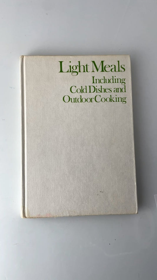 Light Meals Including Cold Dishes and Outdoor Cooking Kim McCosker 1971