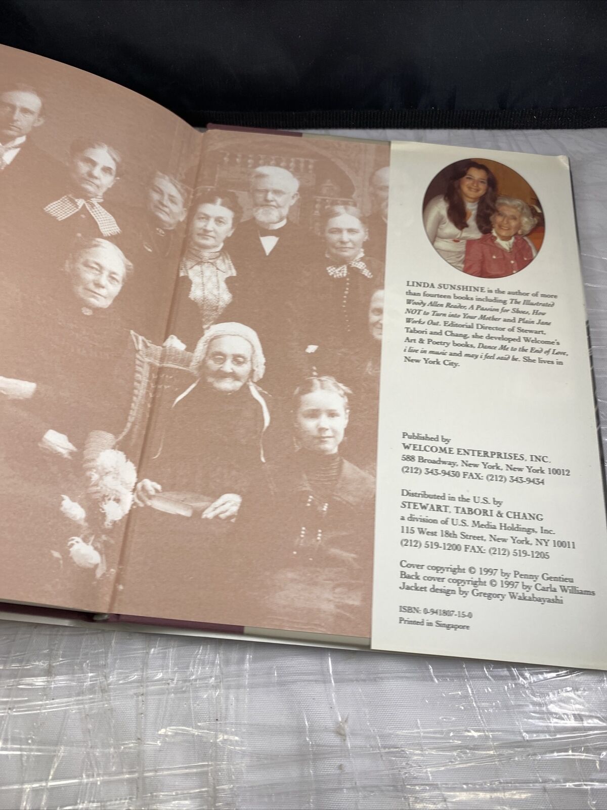 Our Grandmothers : Loving Portraits by 74 Granddaughters American Women Stories