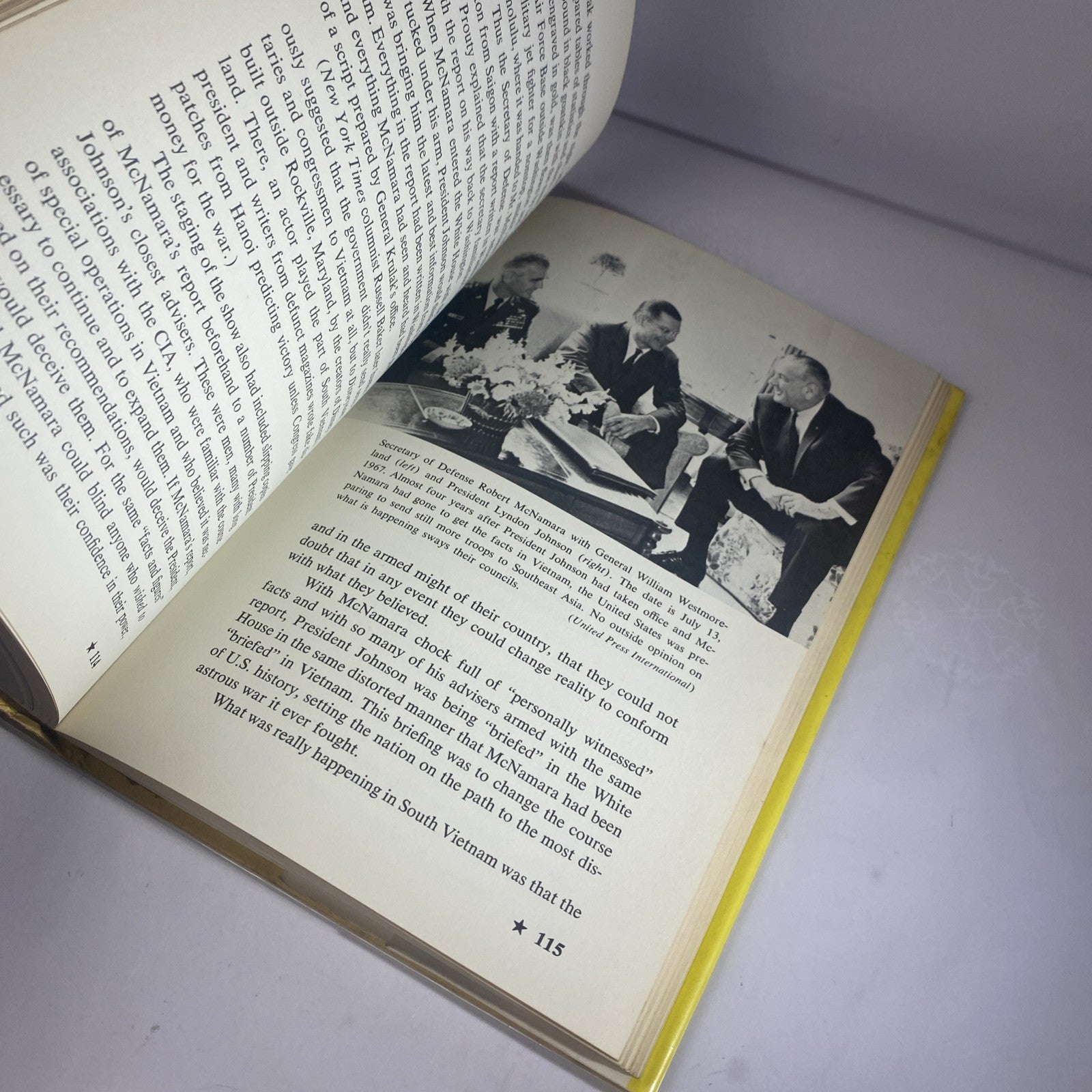 The FBI and The CIA Secret Agents And American Democracy 1975 HC James Munves