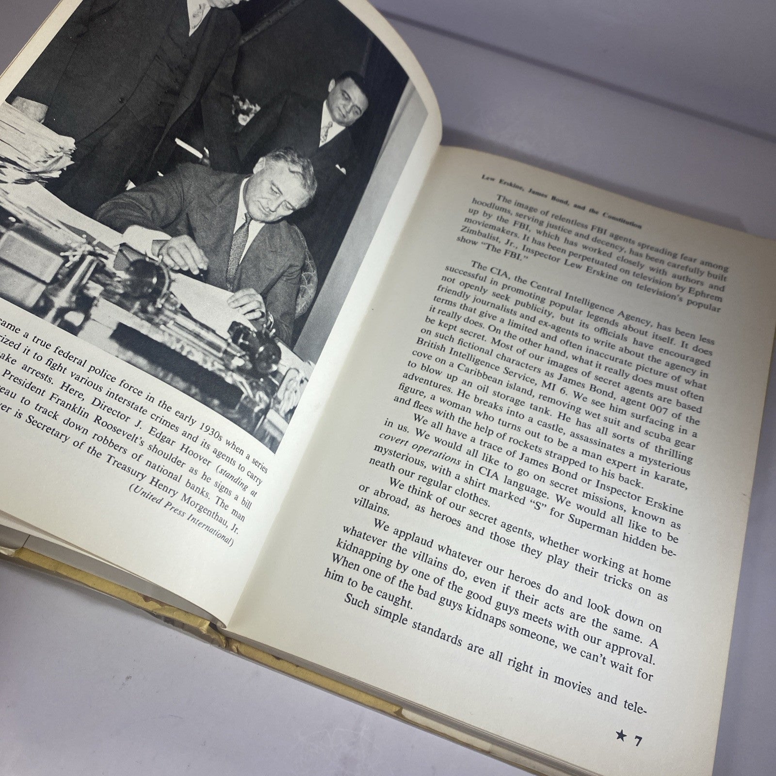 The FBI and The CIA Secret Agents And American Democracy 1975 HC James Munves