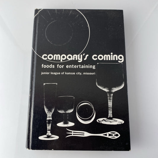 1975 Kansas City Junior League Cookbook Companys Coming HC Vintage Midwest Food